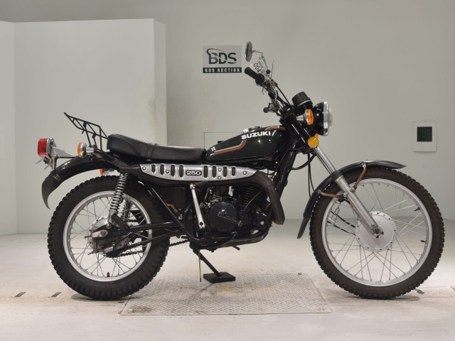 Suzuki TS250