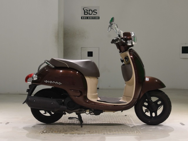 Honda GIORNO 2011