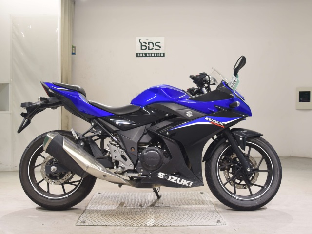 Suzuki GSX250R