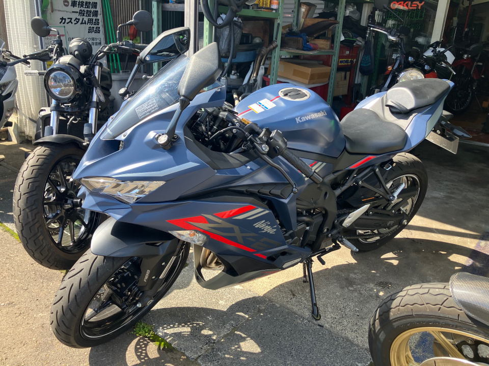 Kawasaki NINJA ZX-25R KRT 2022