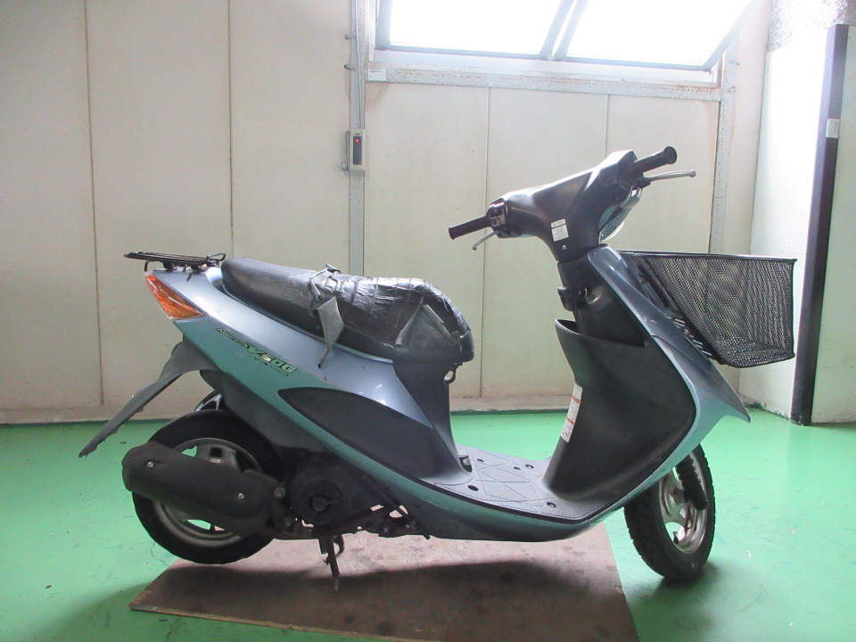 Suzuki ADDRESS V50