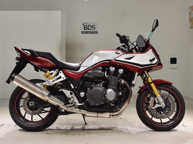 Honda CB1300SF 2021