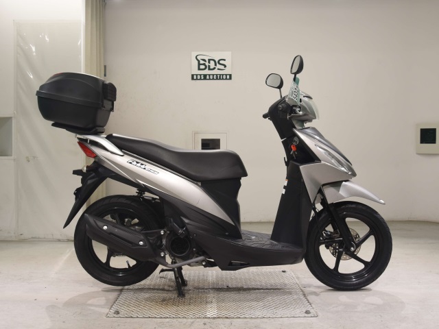 Suzuki ADDRESS V110