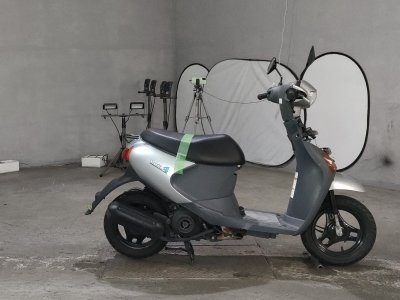 Suzuki LETS4