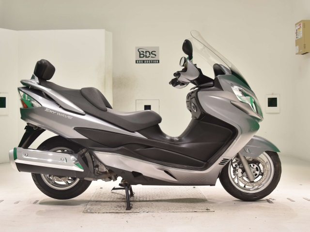 Suzuki SKYWAVE 250S