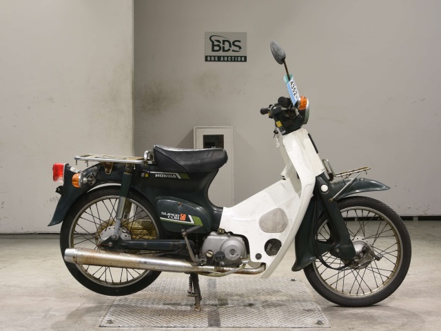 Honda C50 1989