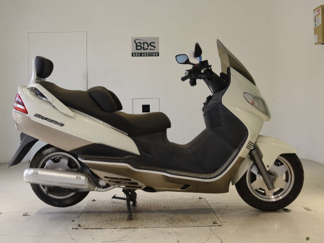 Suzuki SKYWAVE 400