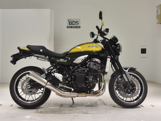 Kawasaki Z900RS 2024