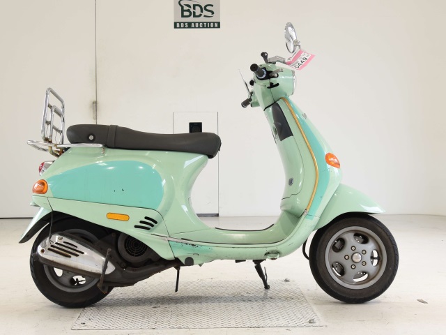 Vespa 125ET4