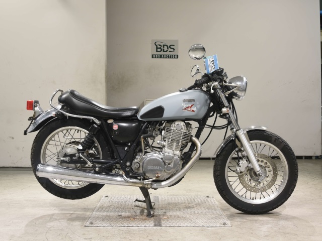 Yamaha SR400 2004