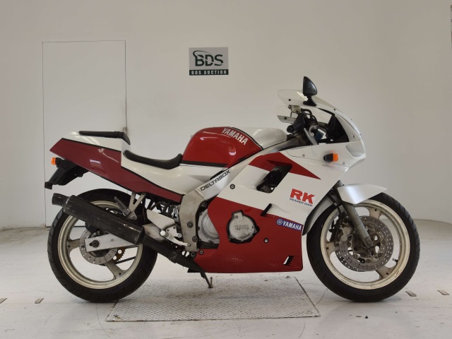 Yamaha FZR250R 1990