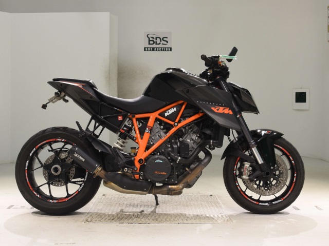 KTM 1290 SUPERDUKE R 2014