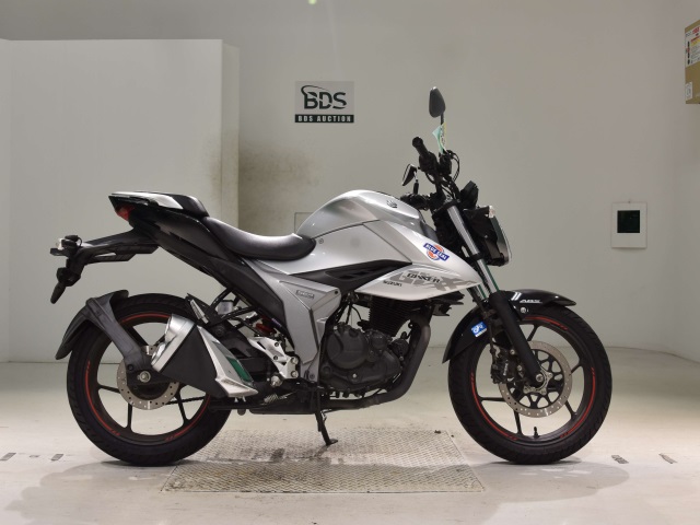 Suzuki GIXXER150