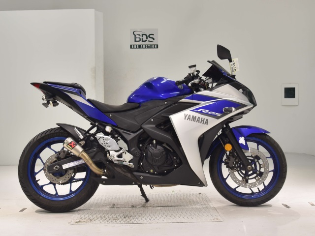 Yamaha YZF-R25 2015