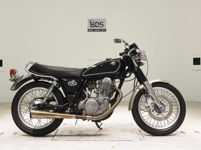Yamaha SR400 2004