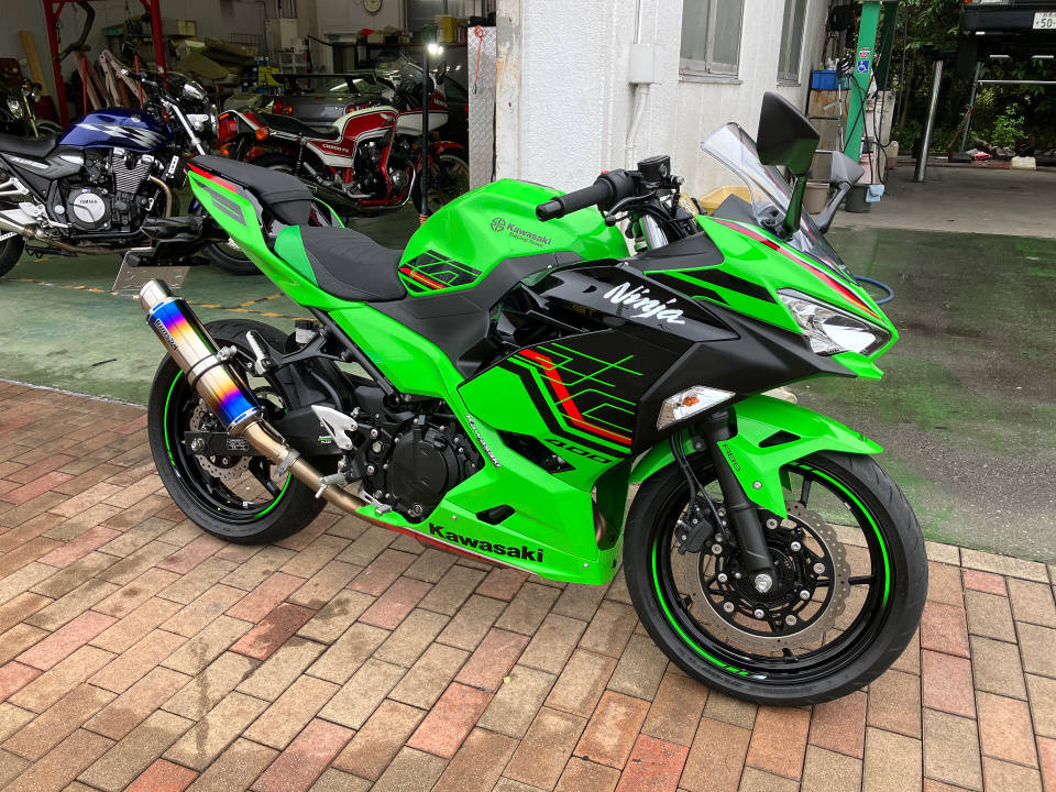Kawasaki NINJA400KRT 2023
