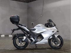 Suzuki GIXXER250SF