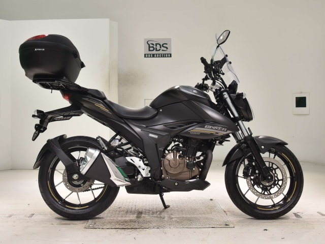 Suzuki GIXXER250