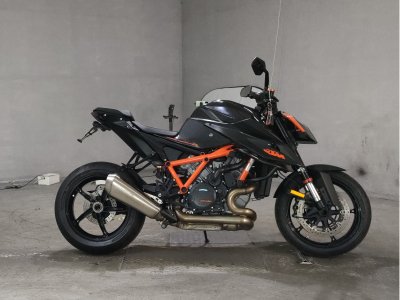 KTM 1290 SUPERDUKE R 2021