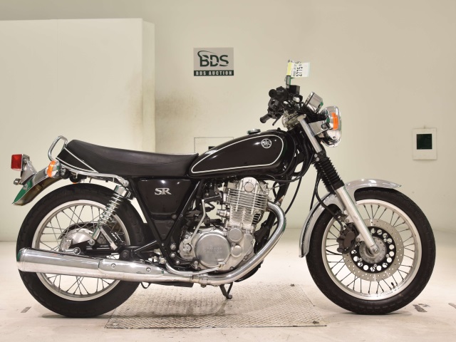 Yamaha SR400 2012