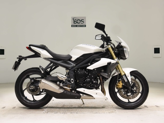 Triumph STREET TRIPLE 85 2014