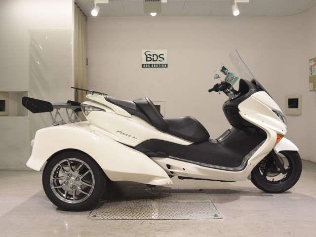 Honda FORZA Z TRIKE 2006