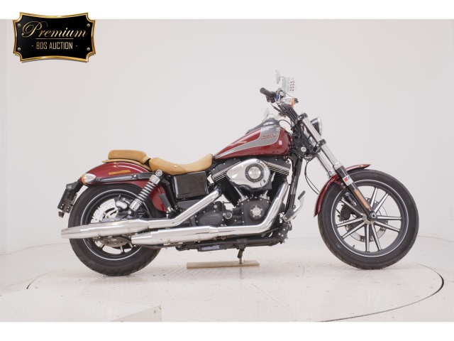 HD STREETBOB FXDB1580 2015