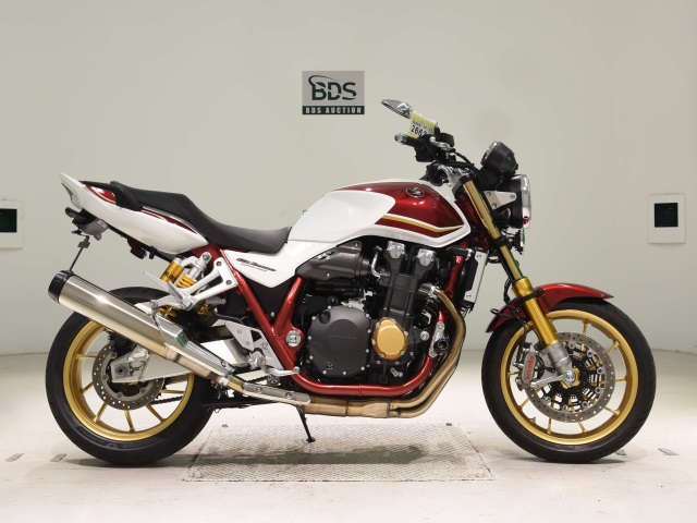 Honda CB1300SF 2023