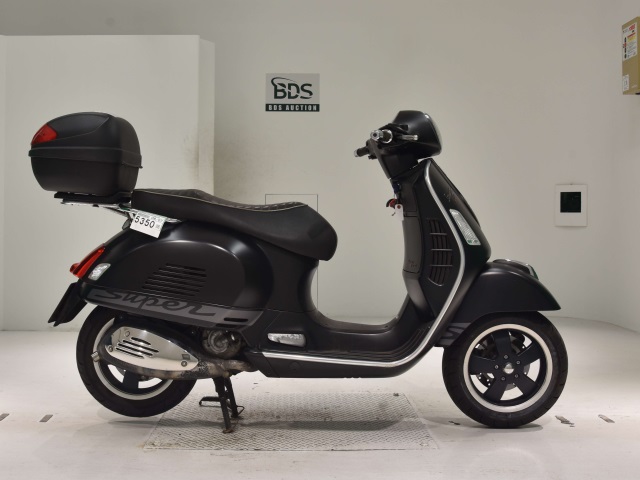 Vespa GTS300IE 2013