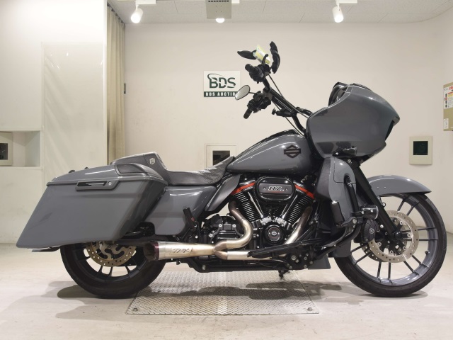 HD ROAD GLIDE FLTRXSE1923 CVO 2018
