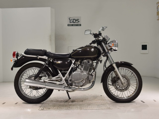 Suzuki ST250E