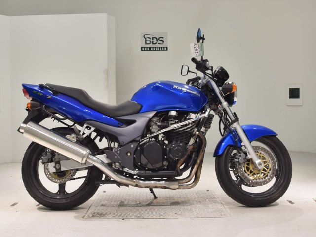 Kawasaki ZR-7 2000