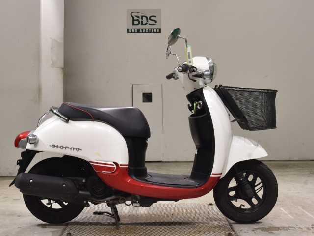 Honda GIORNO 2012