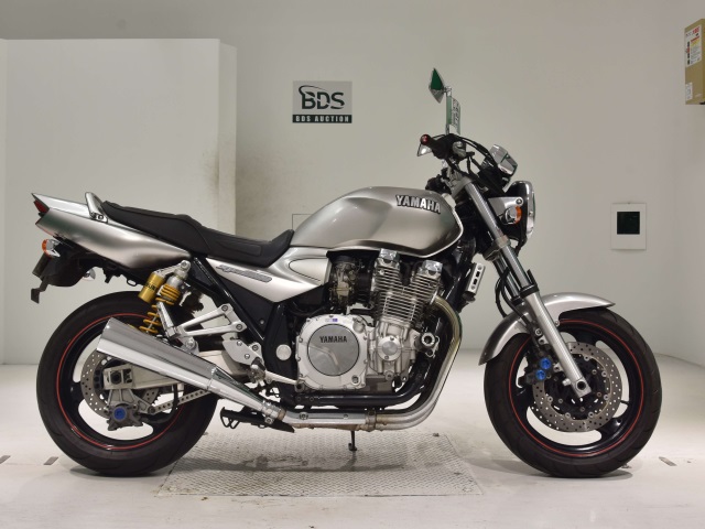 Yamaha XJR1300 2003