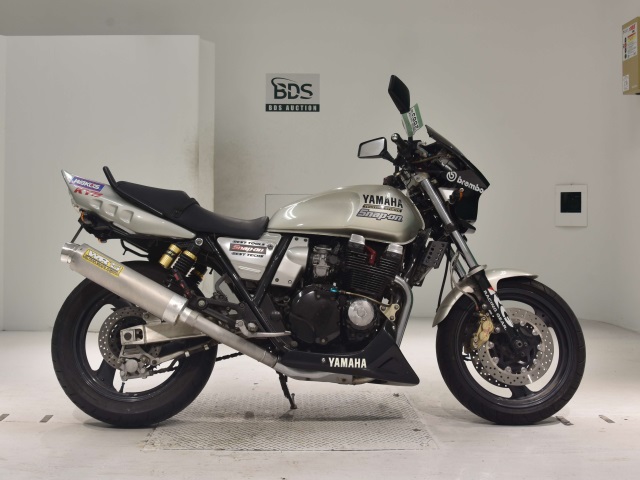 Yamaha XJR400 1997