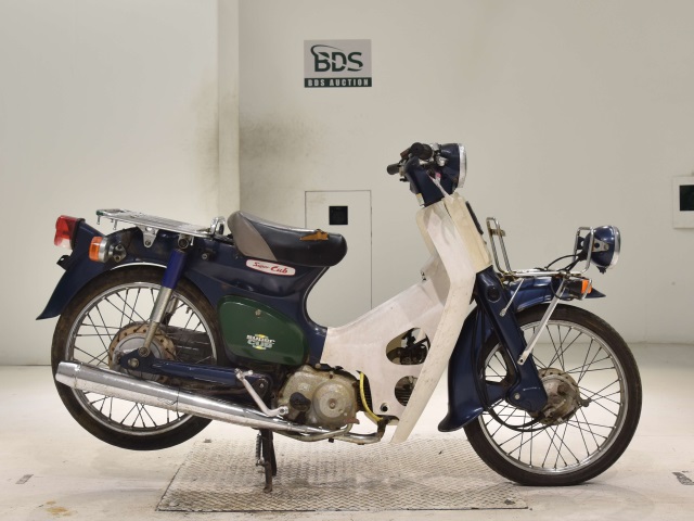 Honda C50 2002
