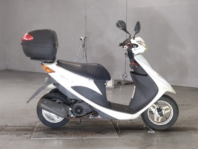 Suzuki ADDRESS V50