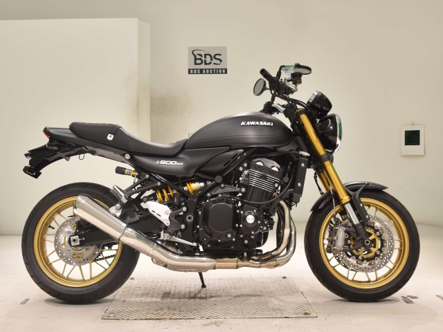 Kawasaki Z900RS SE 2025