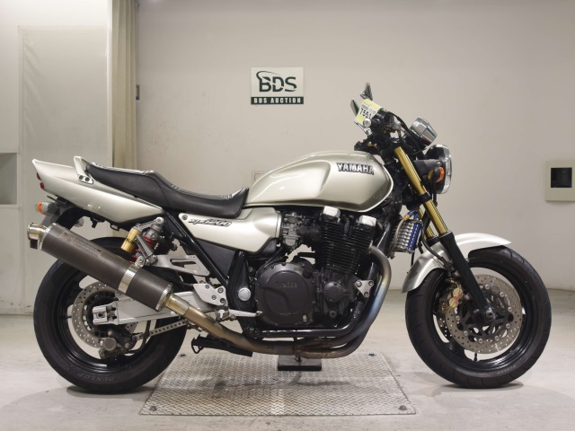 Yamaha XJR1200 1998