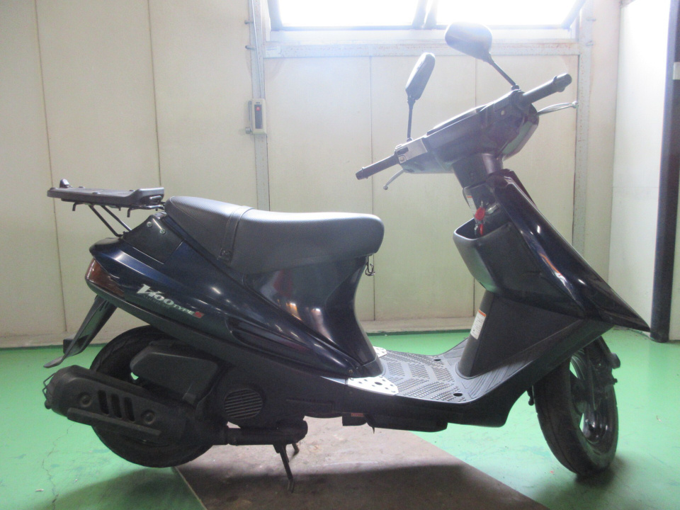 Suzuki ADDRESS V100