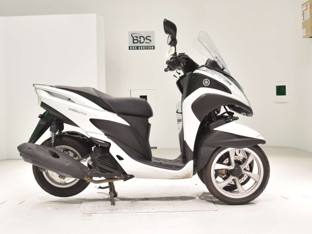 Yamaha TRICITY MW125 2015