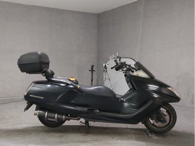 Yamaha MAGZAM