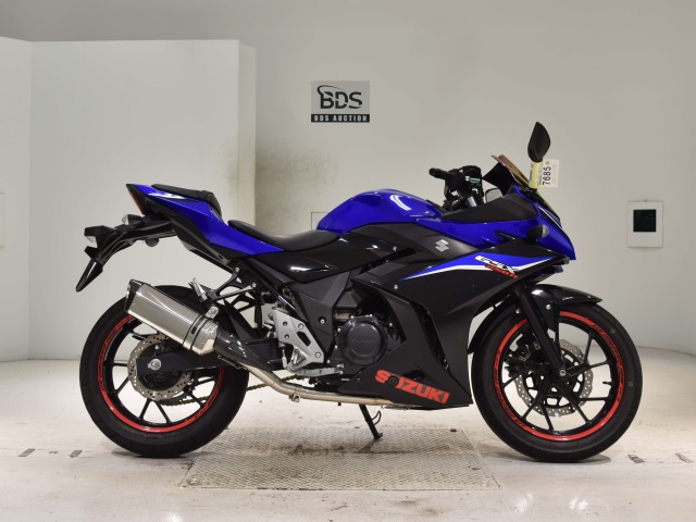 Suzuki GSX250R