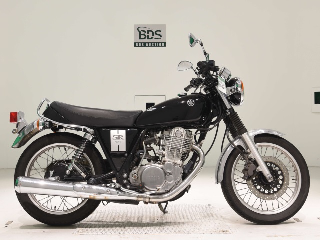 Yamaha SR400 2020