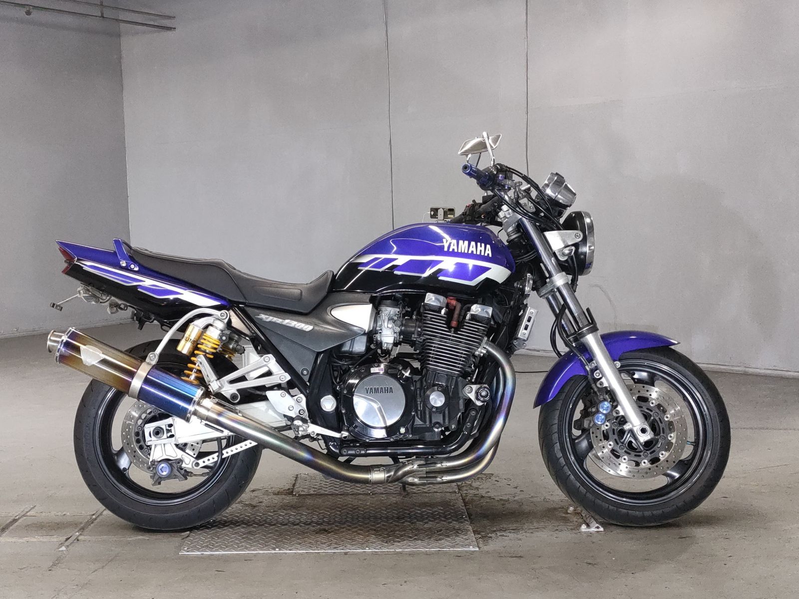 Yamaha XJR1300 2000