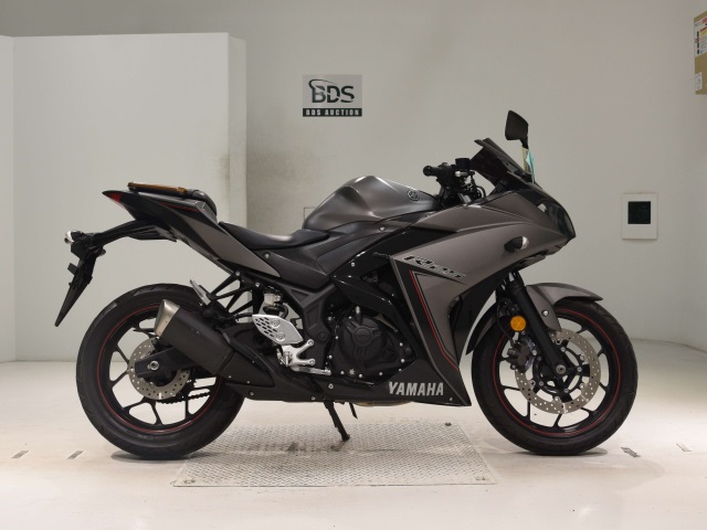 Yamaha MT-25 2016