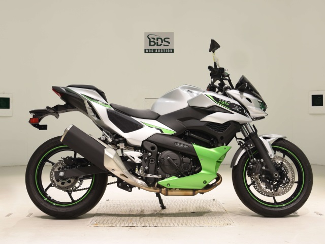 Kawasaki Z7ﾊEVEﾘｯﾄﾞ 2025