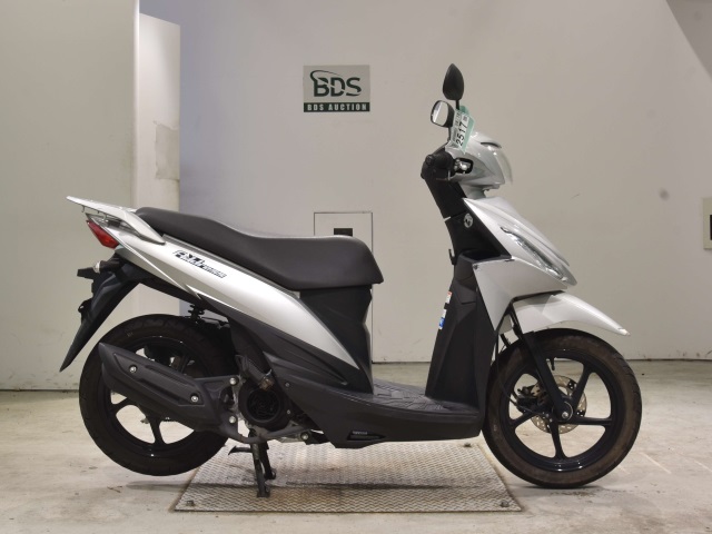 Suzuki ADDRESS V110