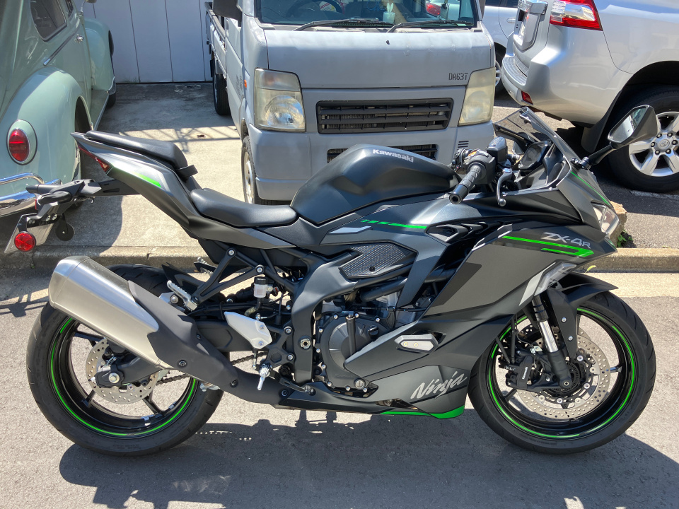 Kawasaki ZX-4 2024