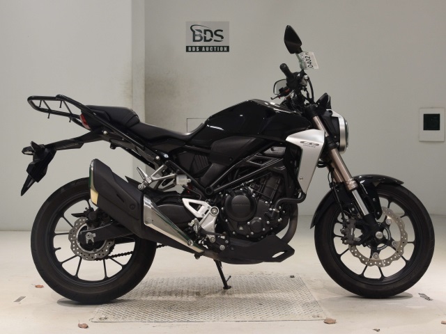 Honda CB250R 2019